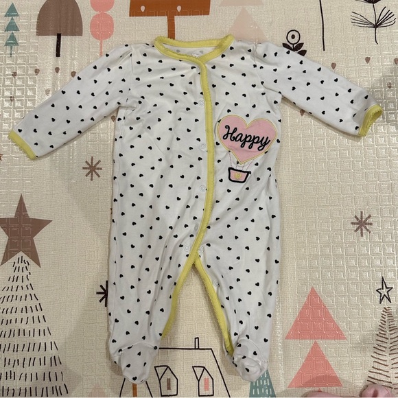 3 to 6 months Carter’s and, Koala Baby and Old Navy Baby Girl Clothes Onesies - Picture 7 of 8